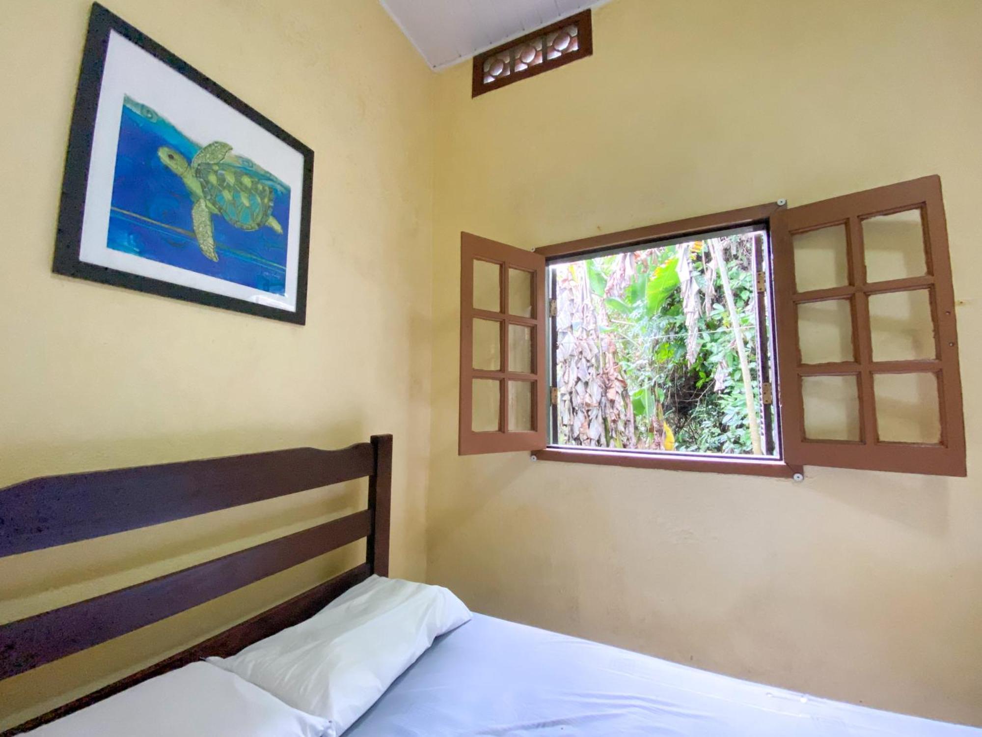 Sintonia Surf Hostel E Bar Ubatuba Oda fotoğraf
