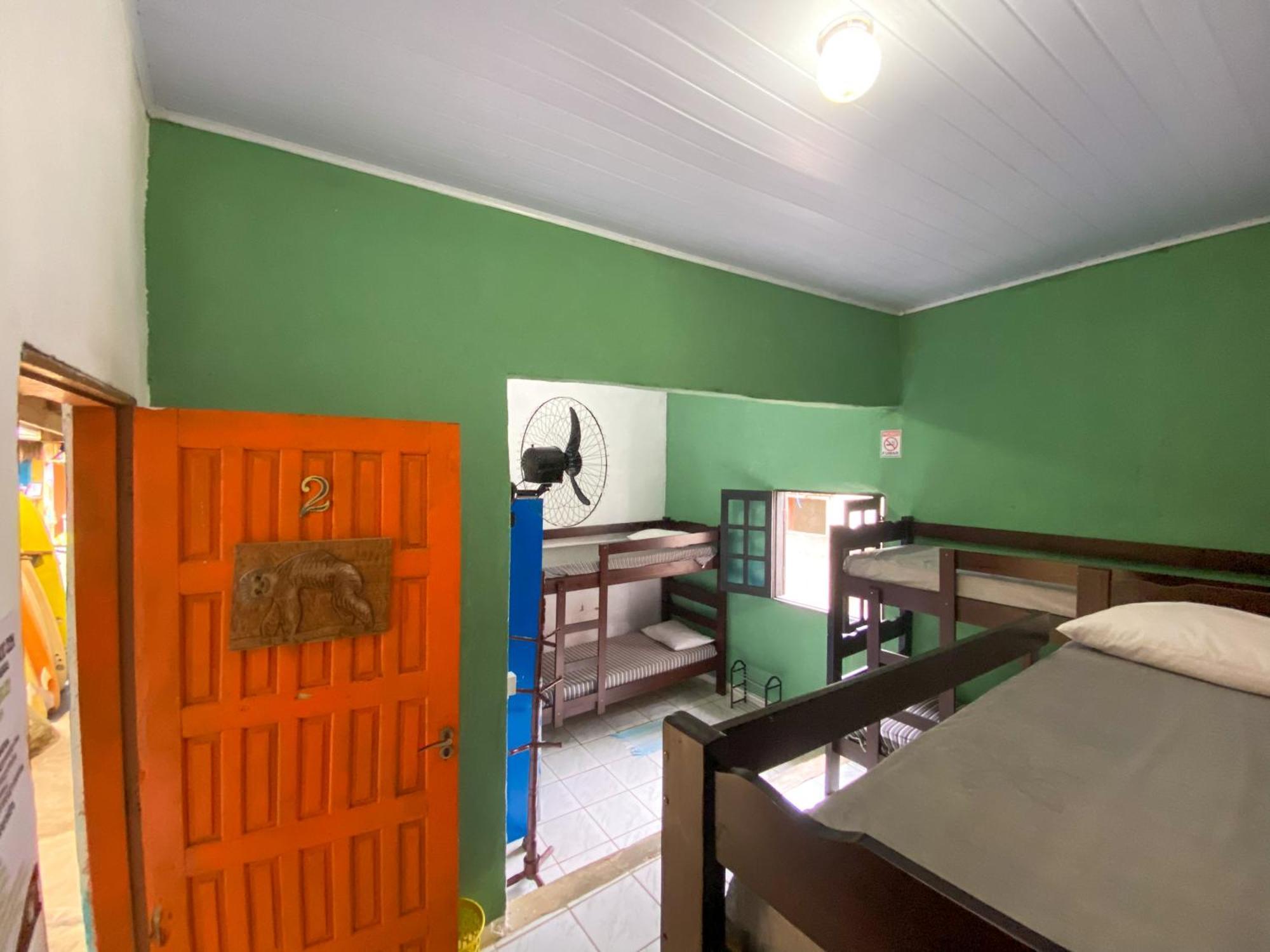 Sintonia Surf Hostel E Bar Ubatuba Oda fotoğraf