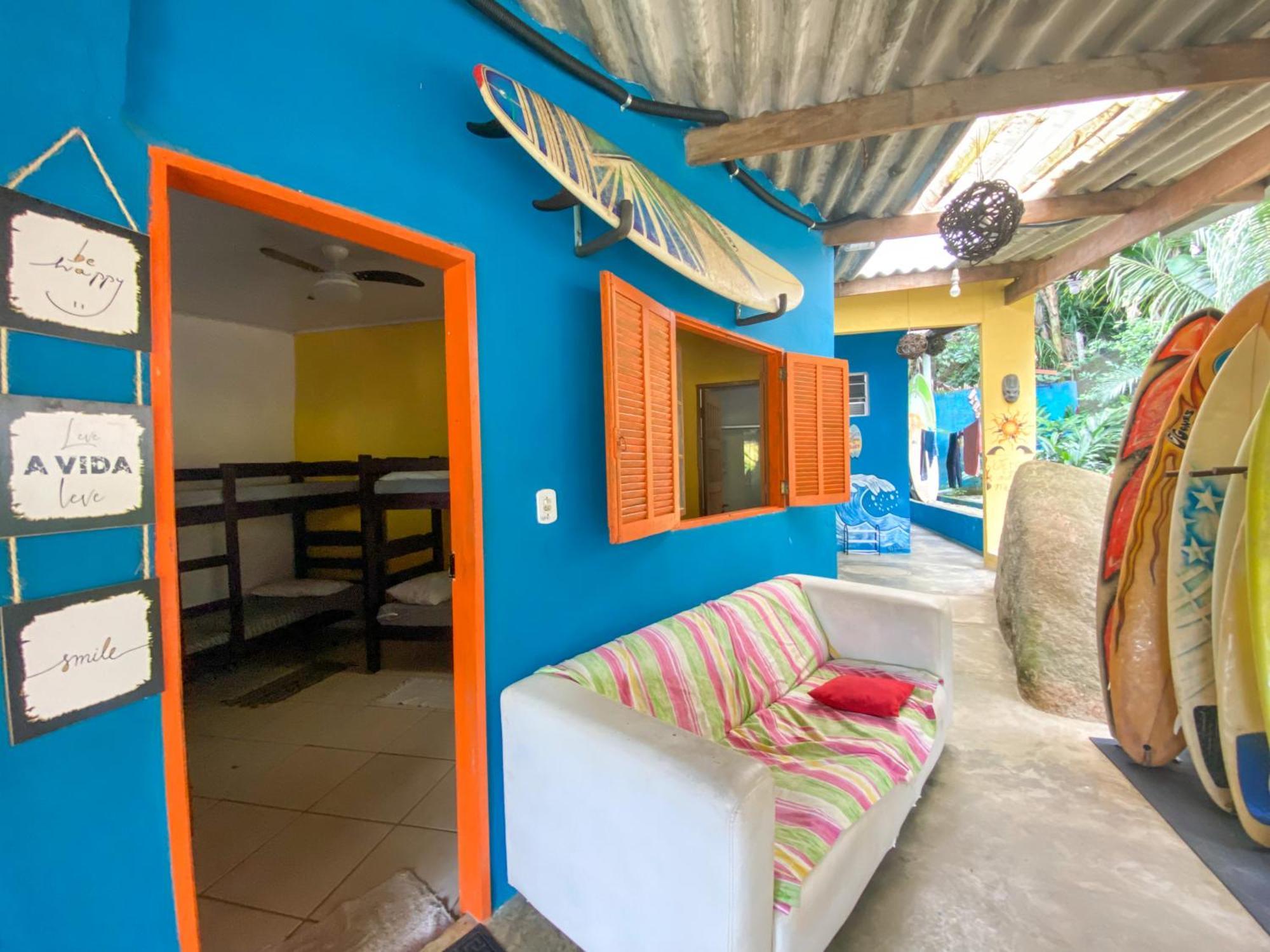 Sintonia Surf Hostel E Bar Ubatuba Oda fotoğraf